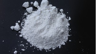 How Much White Pigment to Use for Concrete
